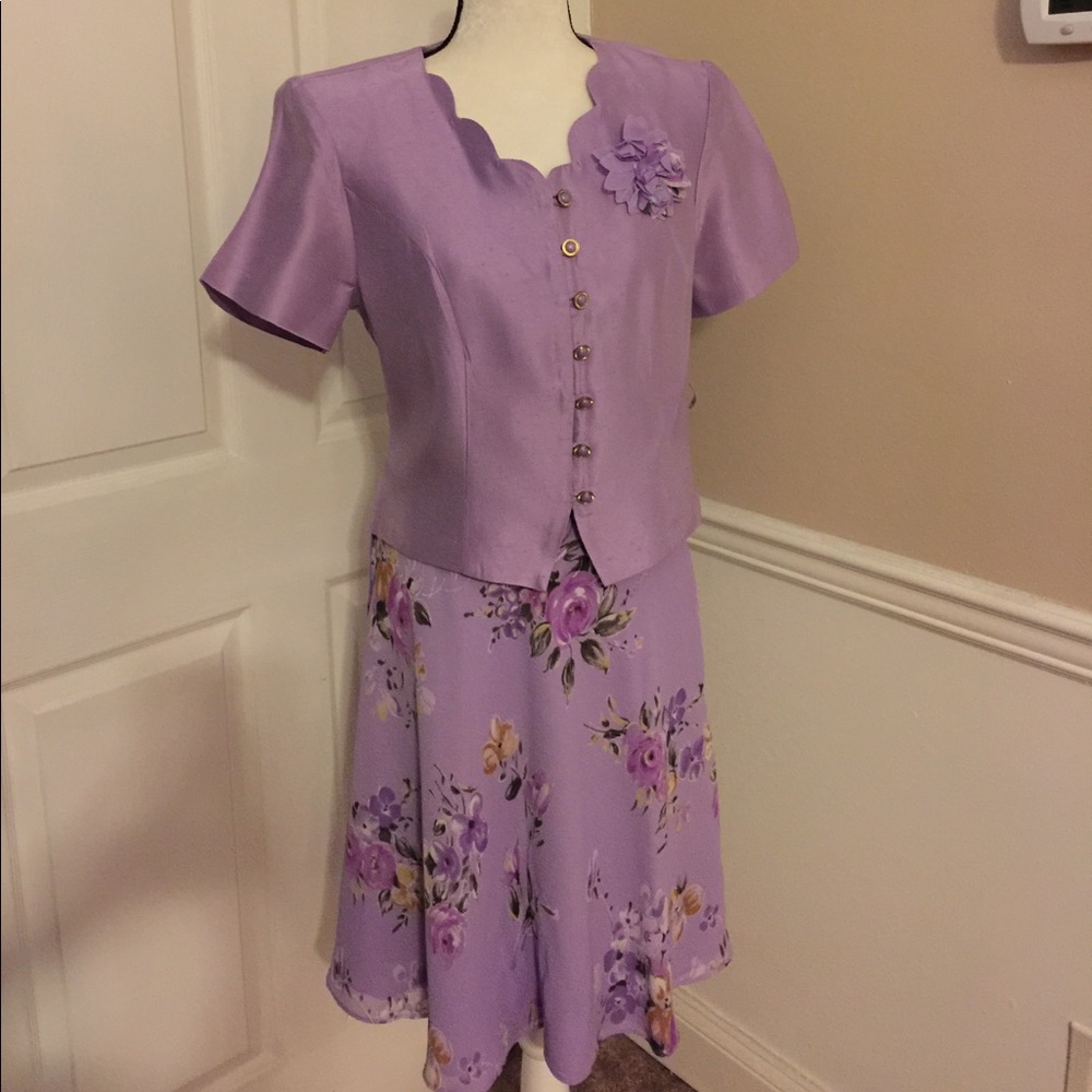 NWT BETSY THINGS PETITE 2-piece skirt set, size 10